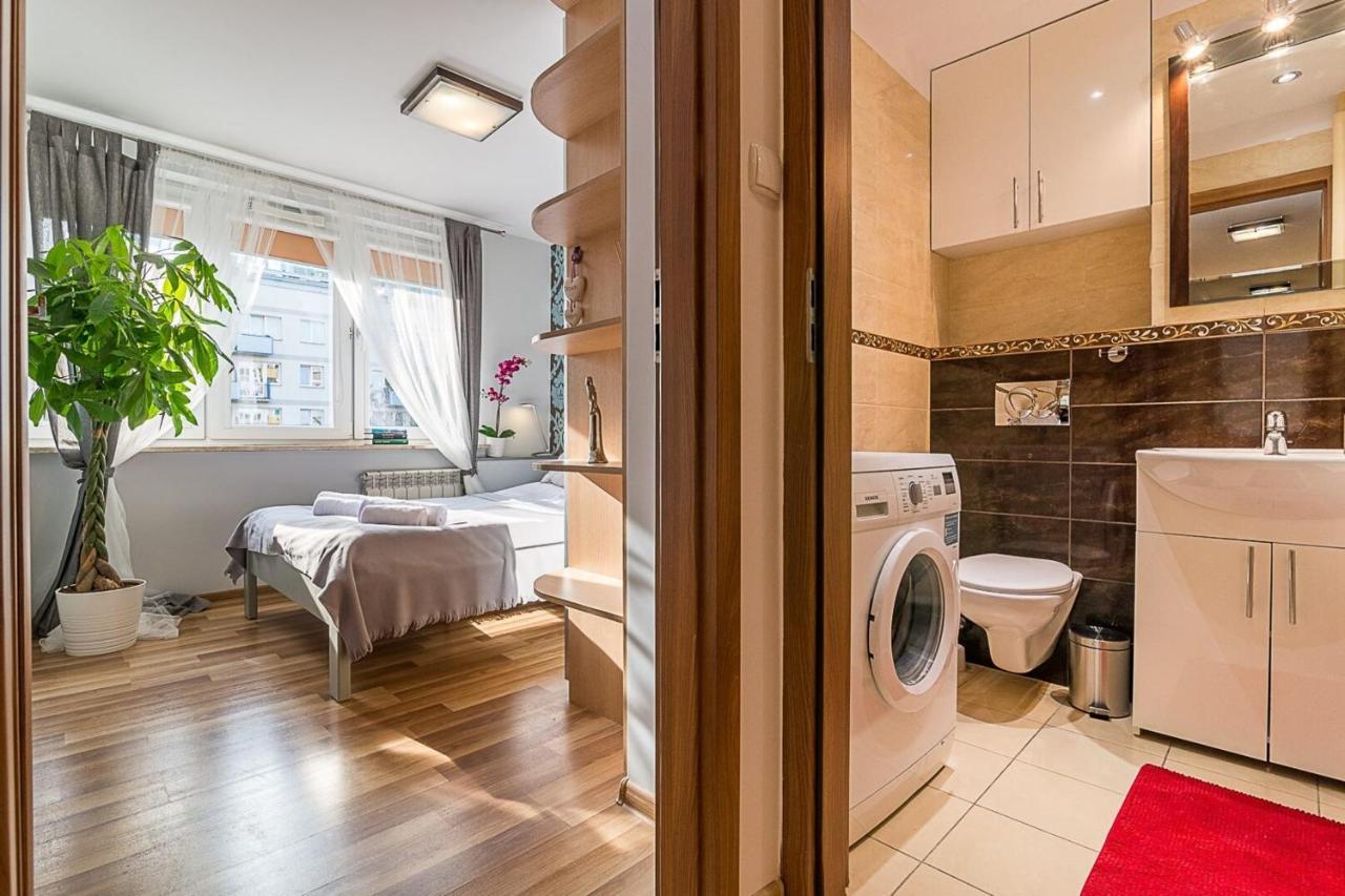 Panska 3 - Apartment With Balcony By Noclegi Renters Varşova Dış mekan fotoğraf